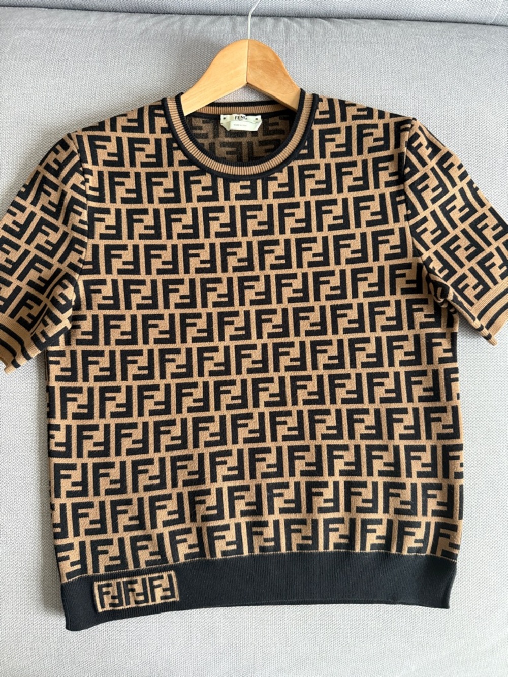 FENDI Sweater Fabric FF Motif Sweater Short Sleeve Size 44 - Picture 1 of 14